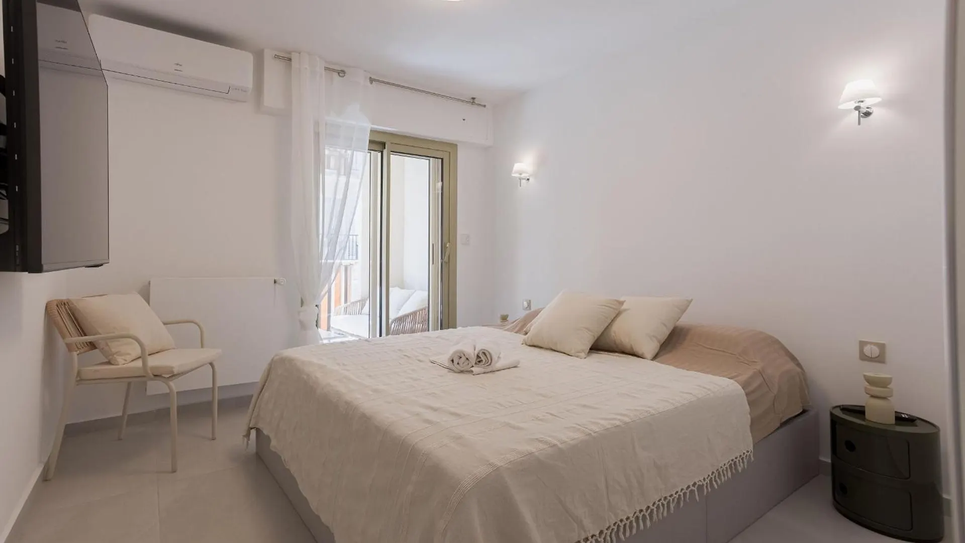 Apartment 7 Pradignac Full 3Bdrs By Halldis Cannes France