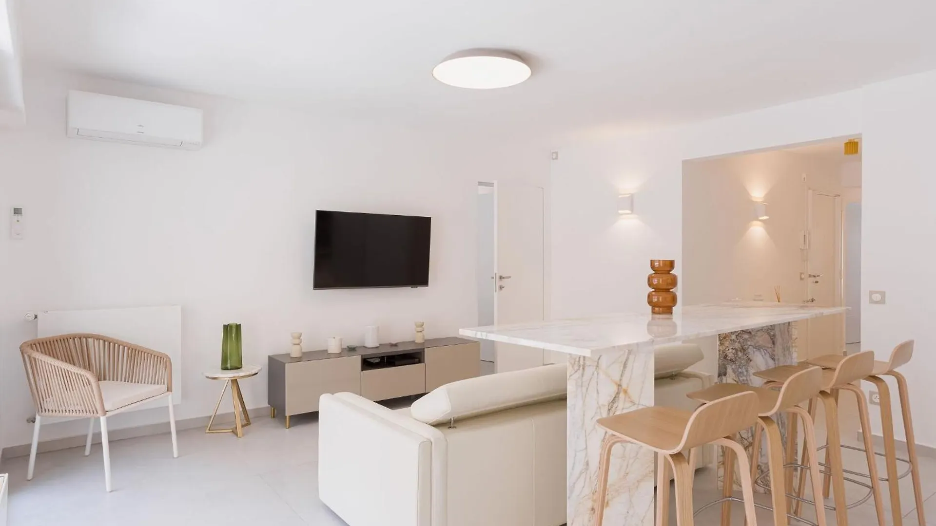 7 Pradignac Full 3Bdrs By Halldis Cannes Apartment