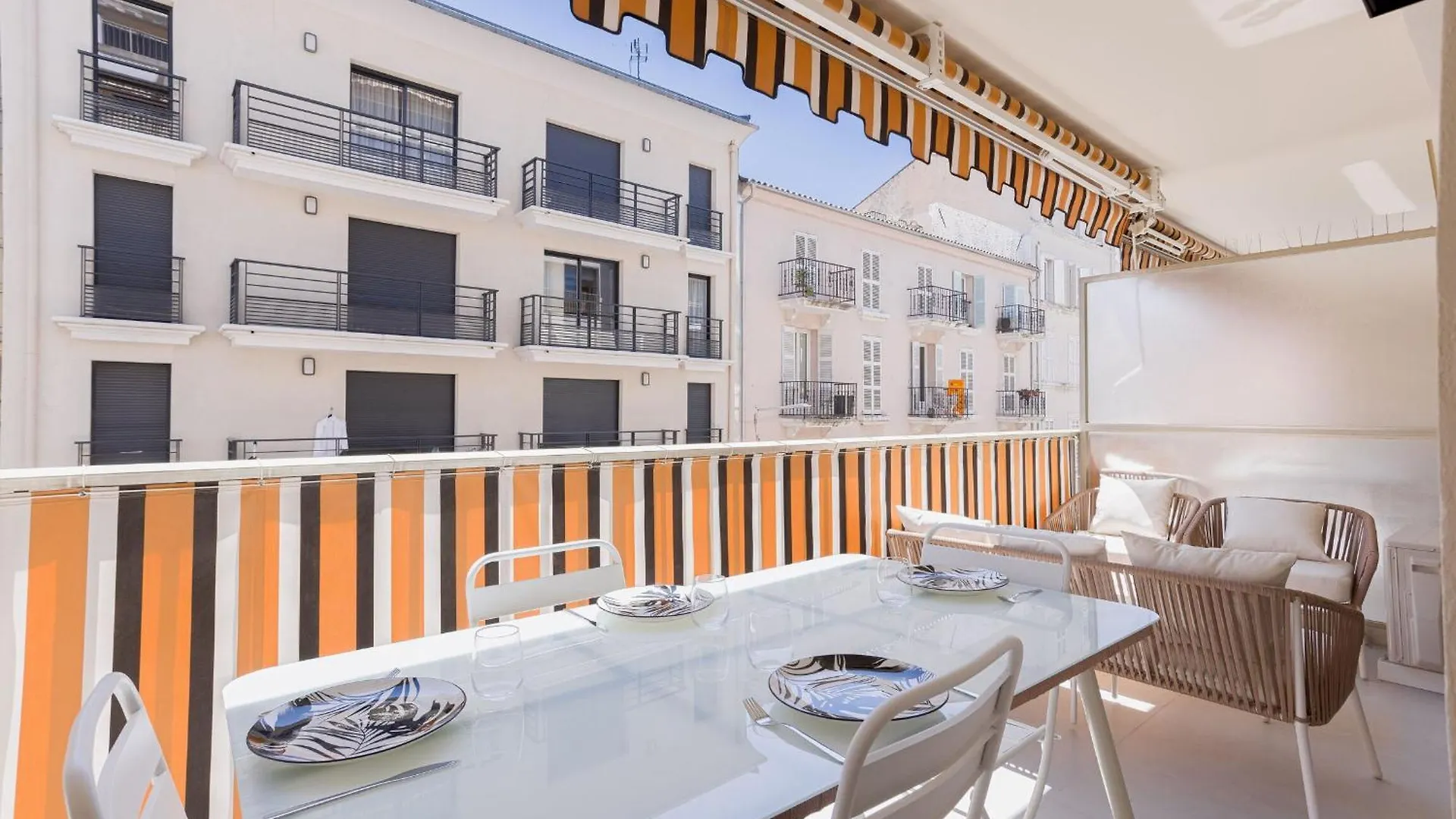 7 Pradignac Full 3Bdrs By Halldis Cannes